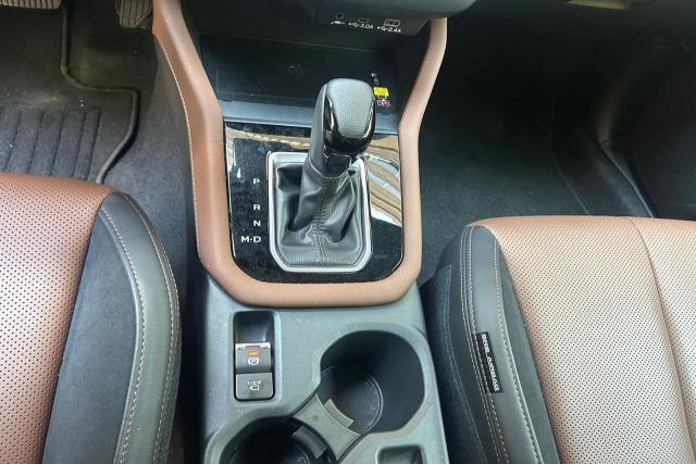 Subaru 2.0i Hybrid Touring 152cv