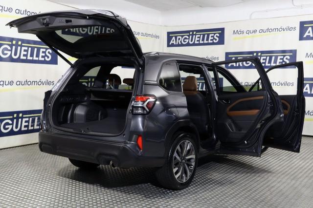 Subaru 2.0i Hybrid Touring 152cv
