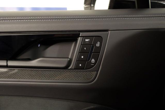 Porsche Coupe Turbo GT E Hybrid 739cv