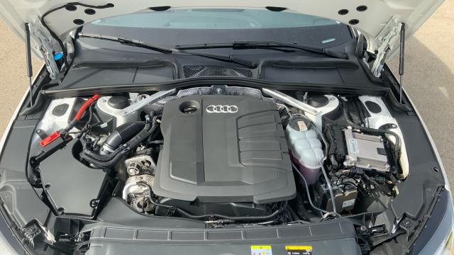 Audi A4 Avant Advanced 35 TDI 120kW S tronic