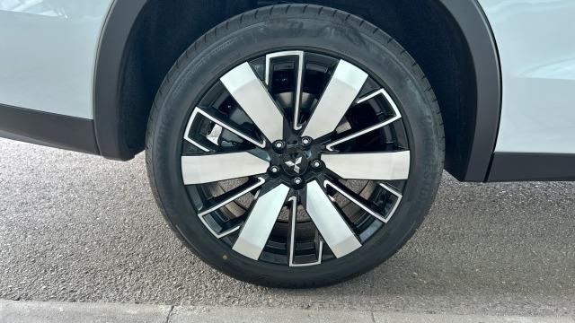 Mitsubishi Outlander PHEV Kaiteki 4WD