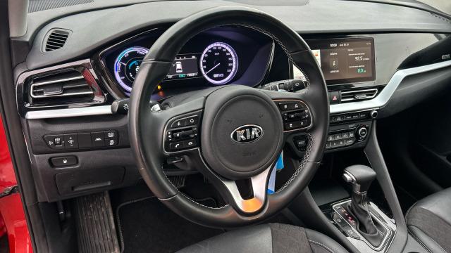 Kia Niro 1.6 GDi HEV 104kW (141CV) Drive