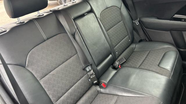 Kia Niro 1.6 GDi HEV 104kW (141CV) Drive