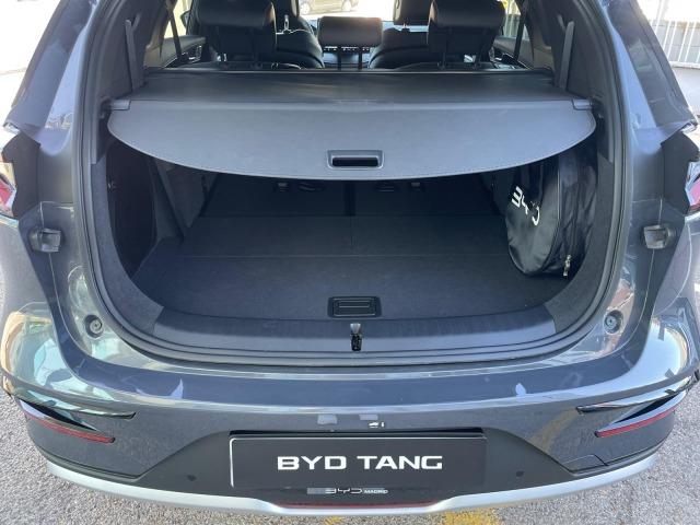 BYD Tang Flagship