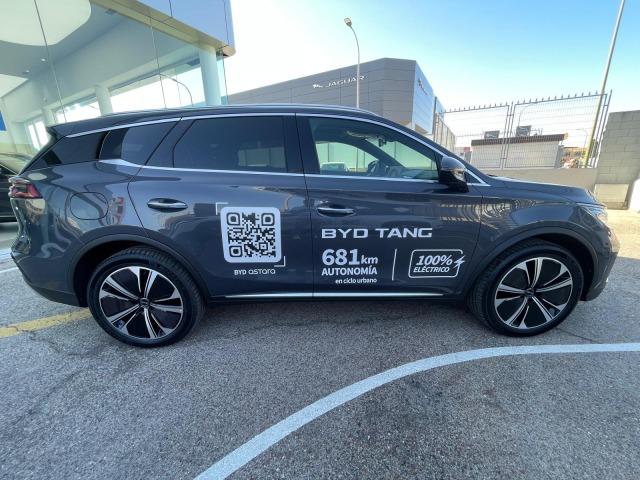 BYD Tang Flagship