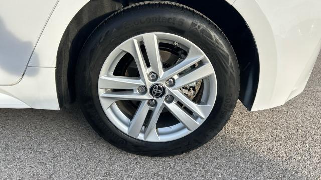 Toyota Corolla 1.8 125H ACTIVE TECH E-CVT