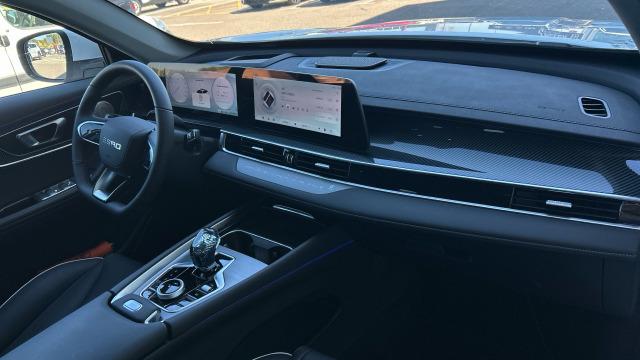 EBRO S700 1.5 TGDI PHEV Luxury E-CVT