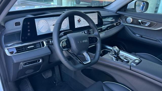 EBRO S700 1.5 TGDI PHEV Luxury E-CVT