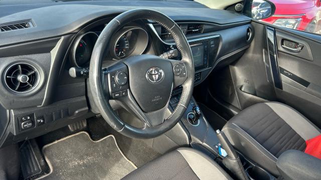 Toyota Auris 1.8 140H Hybrid Business