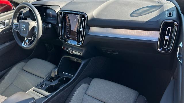 Volvo Xc40 2.0 B3 G Momentum Core Auto