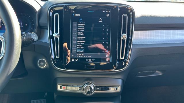 Volvo Xc40 2.0 B3 G Momentum Core Auto