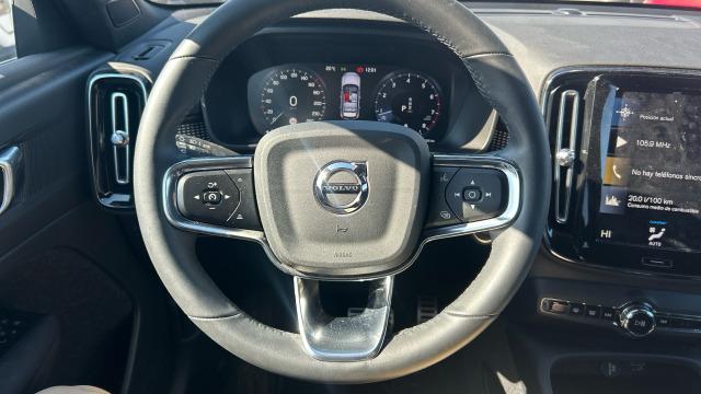 Volvo Xc40 2.0 B4 G AWD R-Design Auto
