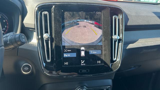 Volvo Xc40 2.0 B4 G AWD R-Design Auto