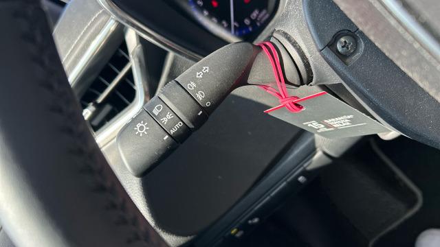 Toyota Corolla 2.0 180H ADVANCE LUXURY E-CVT