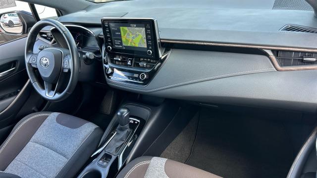 Toyota Corolla 2.0 180H TREK E-CVT TOURING SPORT