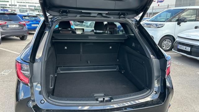Toyota Corolla 2.0 180H TREK E-CVT TOURING SPORT