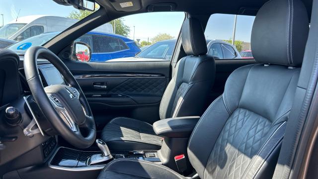 Mitsubishi Outlander 2.4 PHEV Kaiteki Auto 4WD