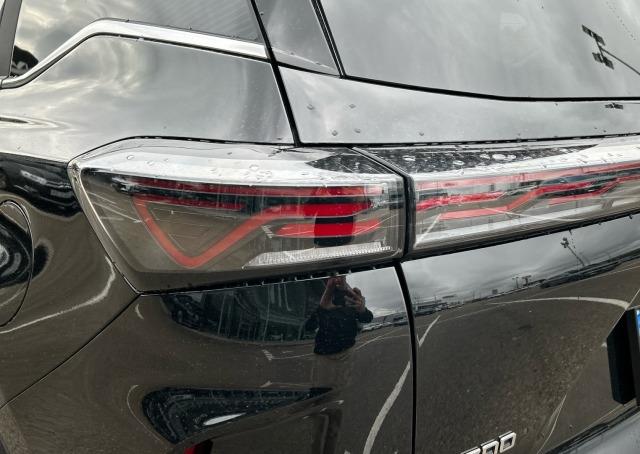 EBRO S900 PHEV 1.5 TGDI 3DHT 4X4 Luxury
