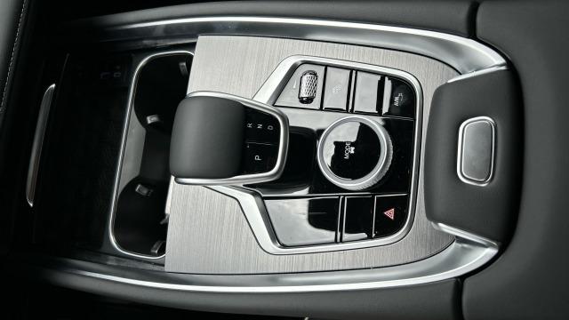 EBRO S900 PHEV 1.5 TGDI 3DHT 4X4 Luxury