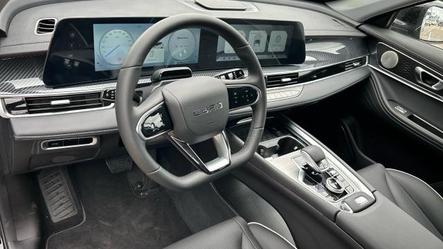 EBRO S900 PHEV 1.5 TGDI 3DHT 4X4 Luxury