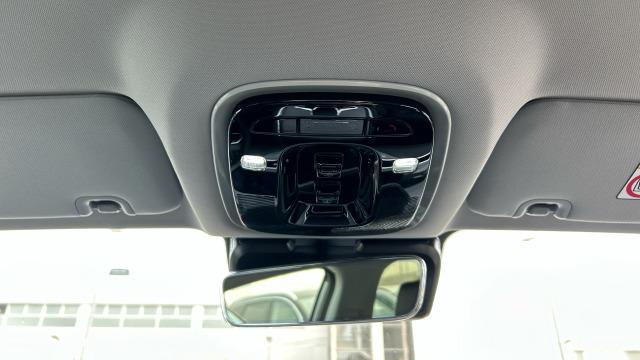 EBRO S700 1.5 TGDI PHEV Luxury E-CVT