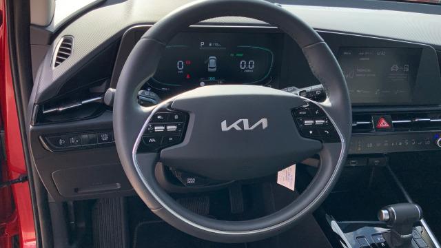 Kia Niro 1.6 GDi HEV 104kW (141CV) Concept