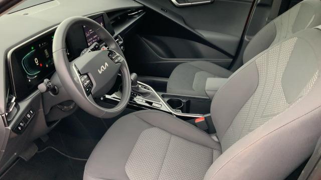 Kia Niro 1.6 GDi HEV 104kW (141CV) Concept