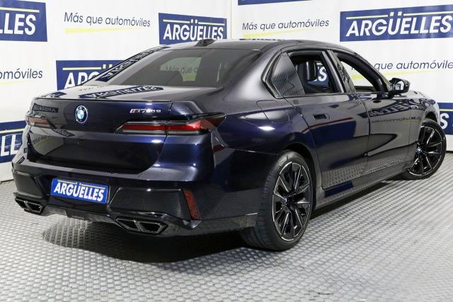 Bmw M760e
