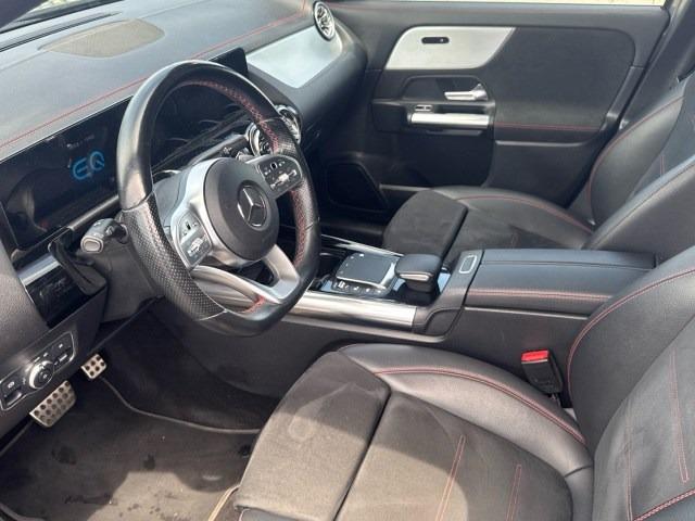 MERCEDES-BENZ Eqa 250 AMG Line