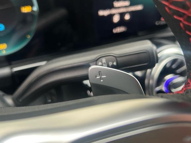 MERCEDES-BENZ Eqa 300 4MATIC