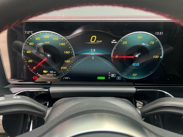MERCEDES-BENZ Eqa 300 4MATIC