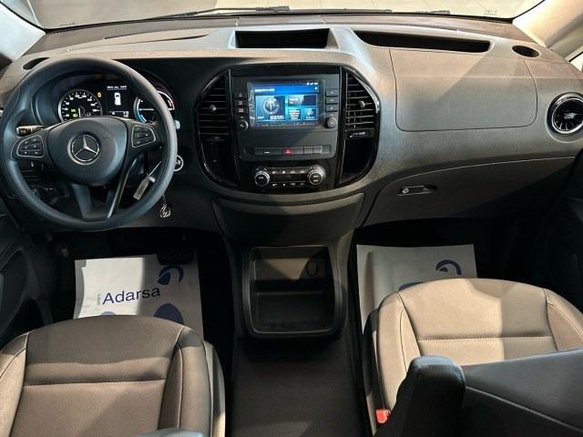MERCEDES-BENZ Vito eVito 129 Tourer Pro Larga e100