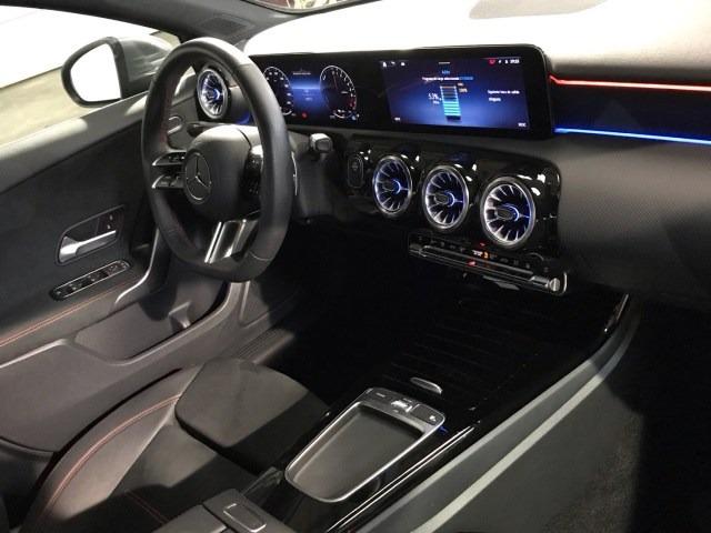 MERCEDES-BENZ Clase A 250 e AMG Line