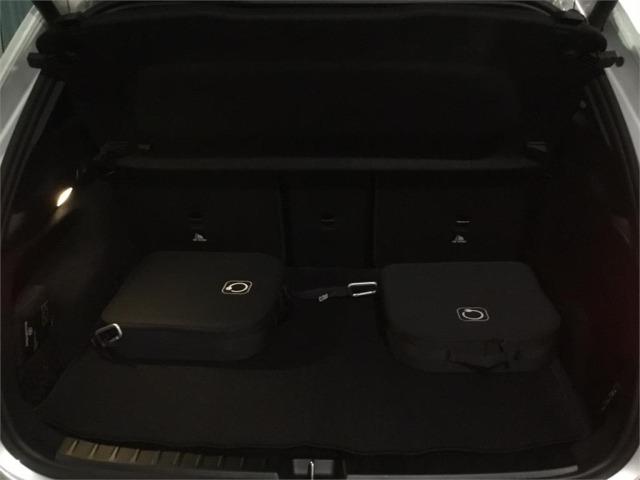 MERCEDES-BENZ Eqa 250+