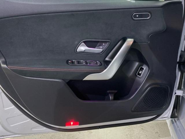 MERCEDES-BENZ Clase A 250 e Compacto