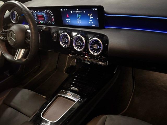 MERCEDES-BENZ Clase A 250 e Compacto