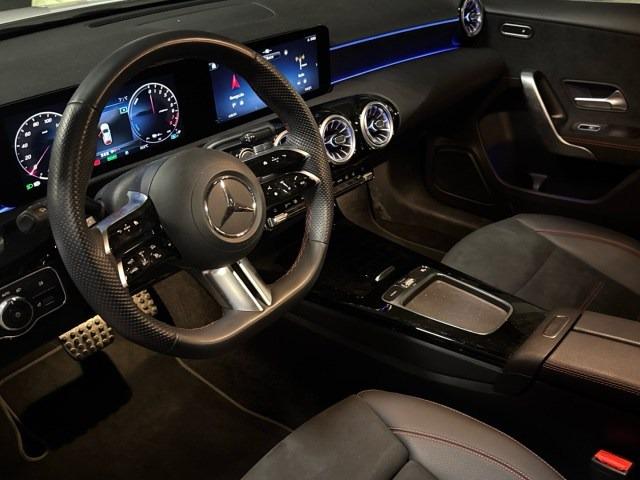 MERCEDES-BENZ Clase A 250 e Compacto