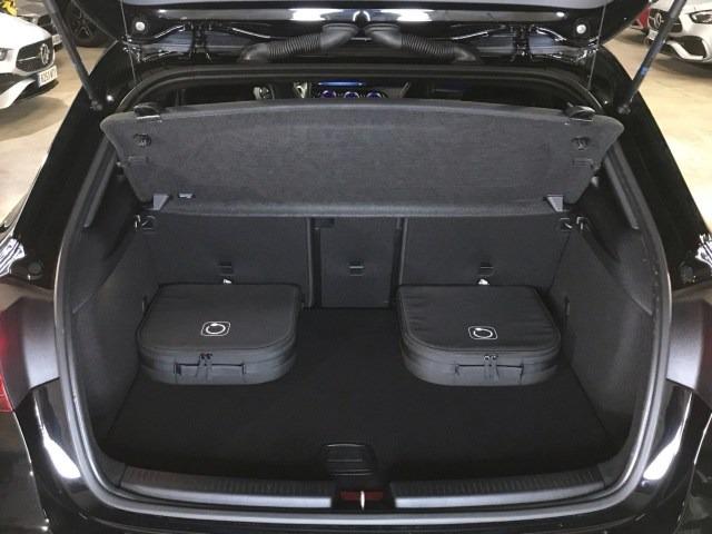 MERCEDES-BENZ Clase A 250 e Compacto