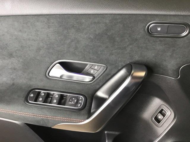 MERCEDES-BENZ Clase A 250 e Compacto