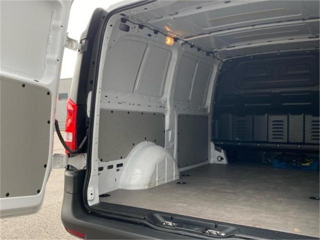 MERCEDES-BENZ Vito e-Vito 111 Furgón Larga