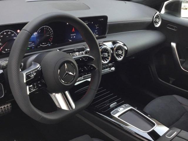 MERCEDES-BENZ Clase A 250 e Compacto con tecnología híbrida EQ