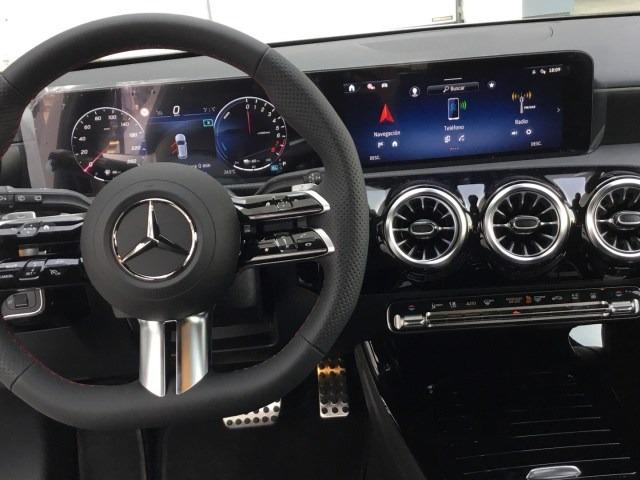 MERCEDES-BENZ Clase A 250 e Compacto con tecnología híbrida EQ
