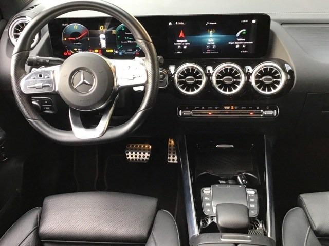 MERCEDES-BENZ Eqa 300 4Matic AMG Line