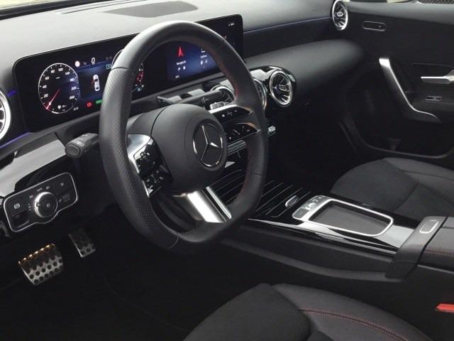 MERCEDES-BENZ Clase A 250 e Berlina con tecnología híbrida EQ