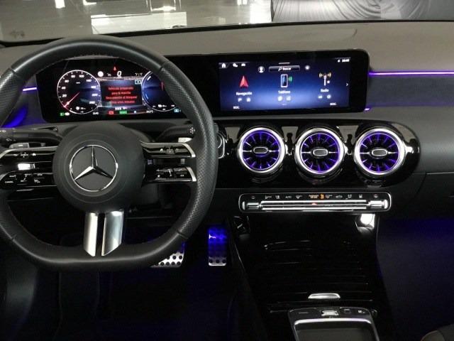 MERCEDES-BENZ Clase A 250 e Berlina con tecnología híbrida EQ