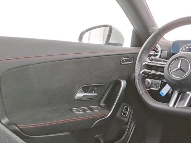 MERCEDES-BENZ Clase Cla 250 e AMG Line