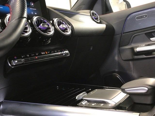 MERCEDES-BENZ Clase Gla 250 e AMG Line (EURO 6d)