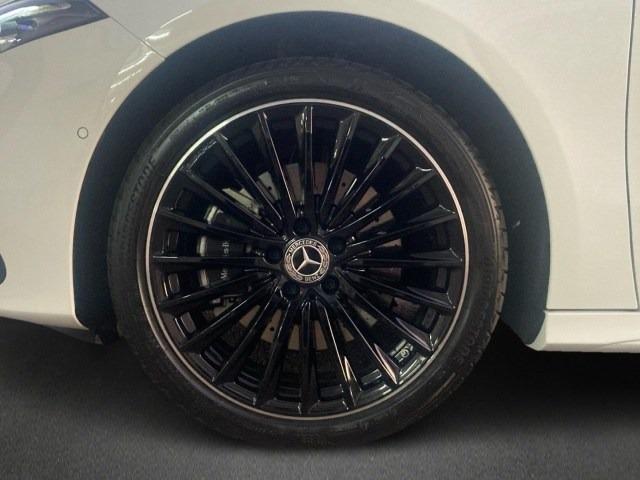 MERCEDES-BENZ Clase A 250 e Compacto con tecnología híbrida EQ