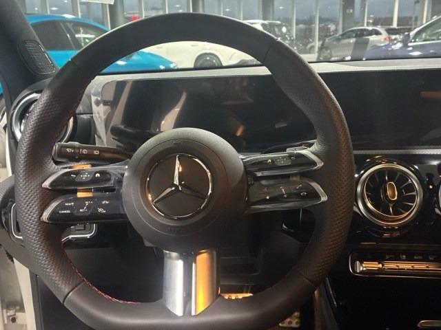 MERCEDES-BENZ Clase A 250 e Compacto
