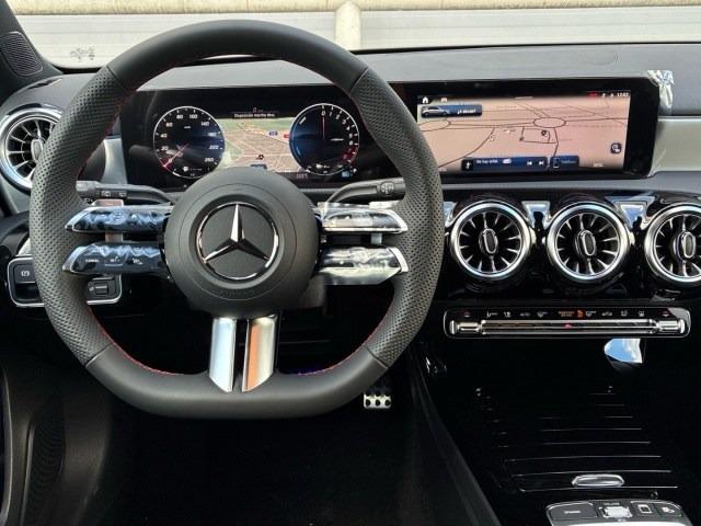 MERCEDES-BENZ Clase A 250 e Compacto con tecnología híbrida EQ